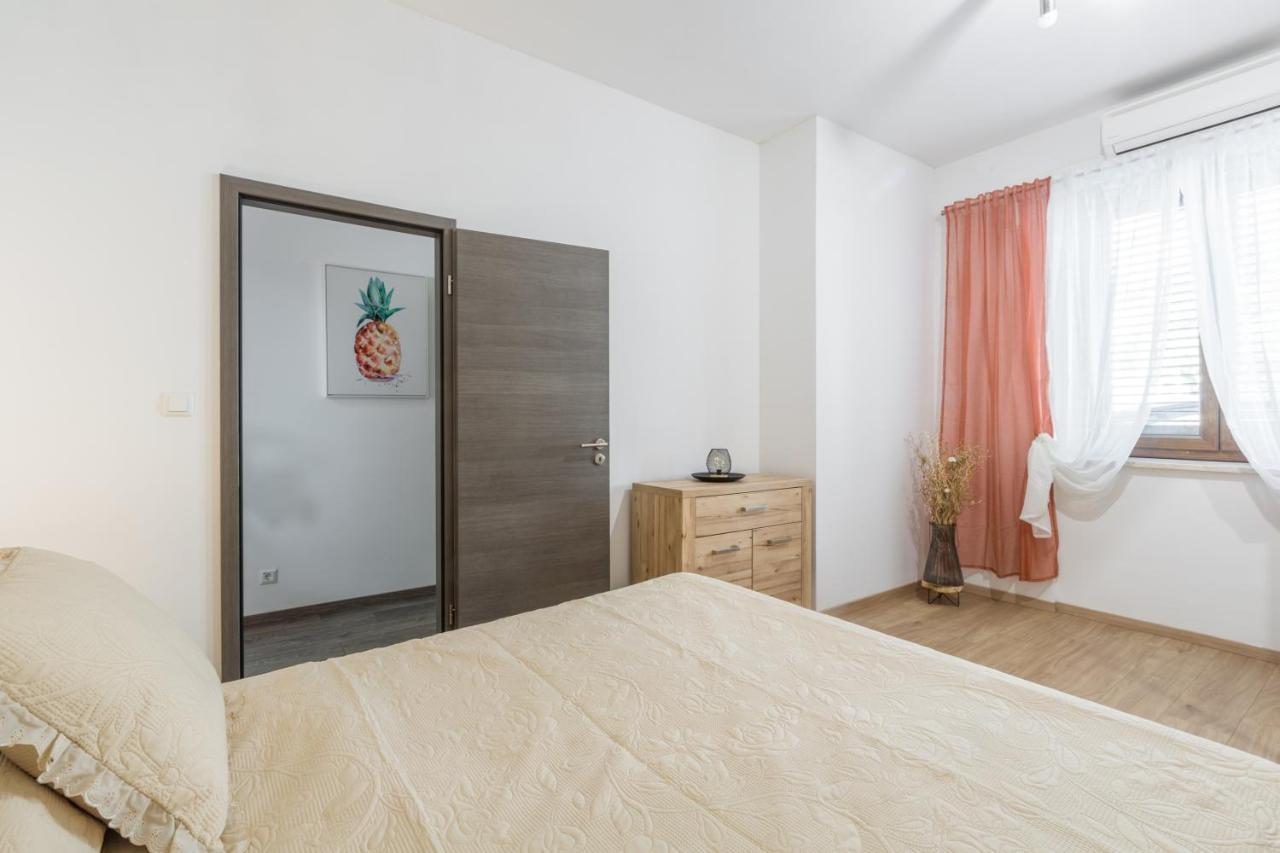 רוביני Apartment Caterina מראה חיצוני תמונה